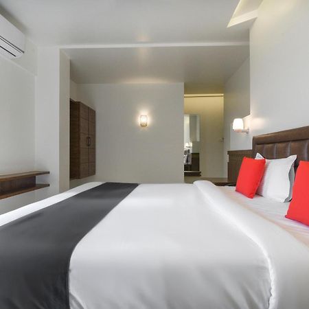 Oyo Flagship Hotel Shreeyash Executive Mangvadi Esterno foto